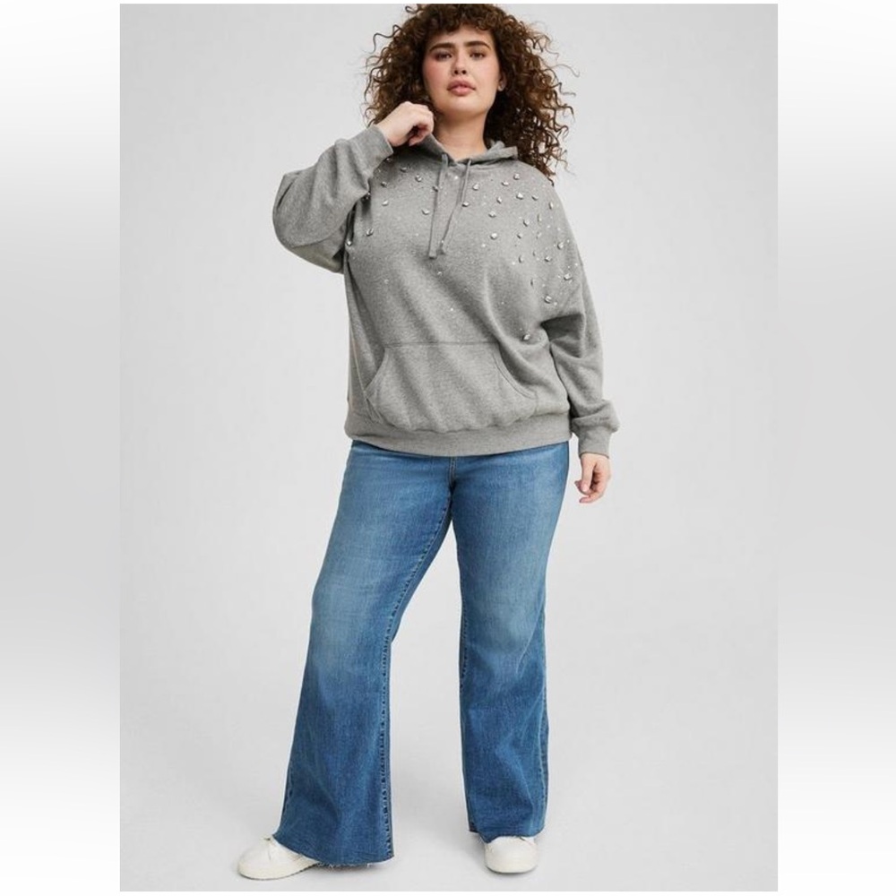 NWT Torrid Size 2X Drop Shoulder Rhinestone Embellished Hoodie 18/20 - Picture 1 of 5